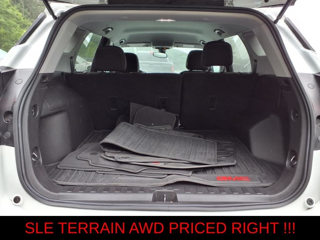 2022 GMC Terrain SLE - Photo 8