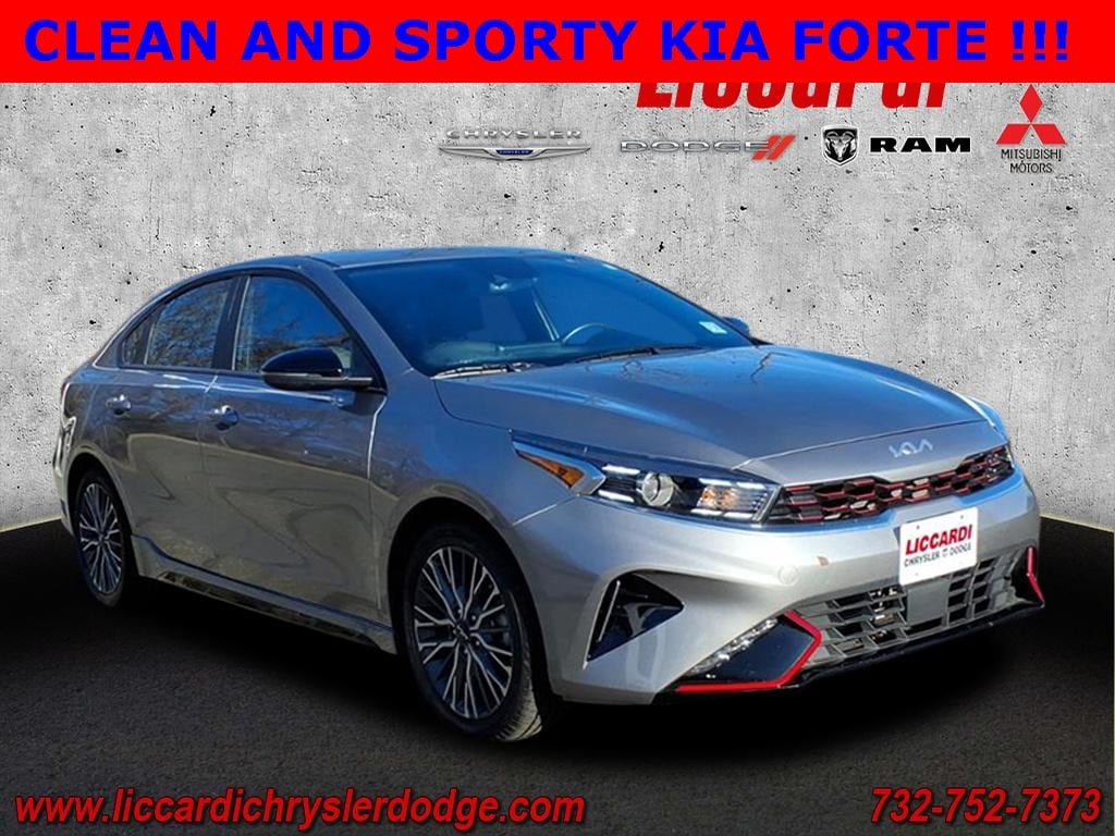 2023 Kia Forte GT-Line's photo