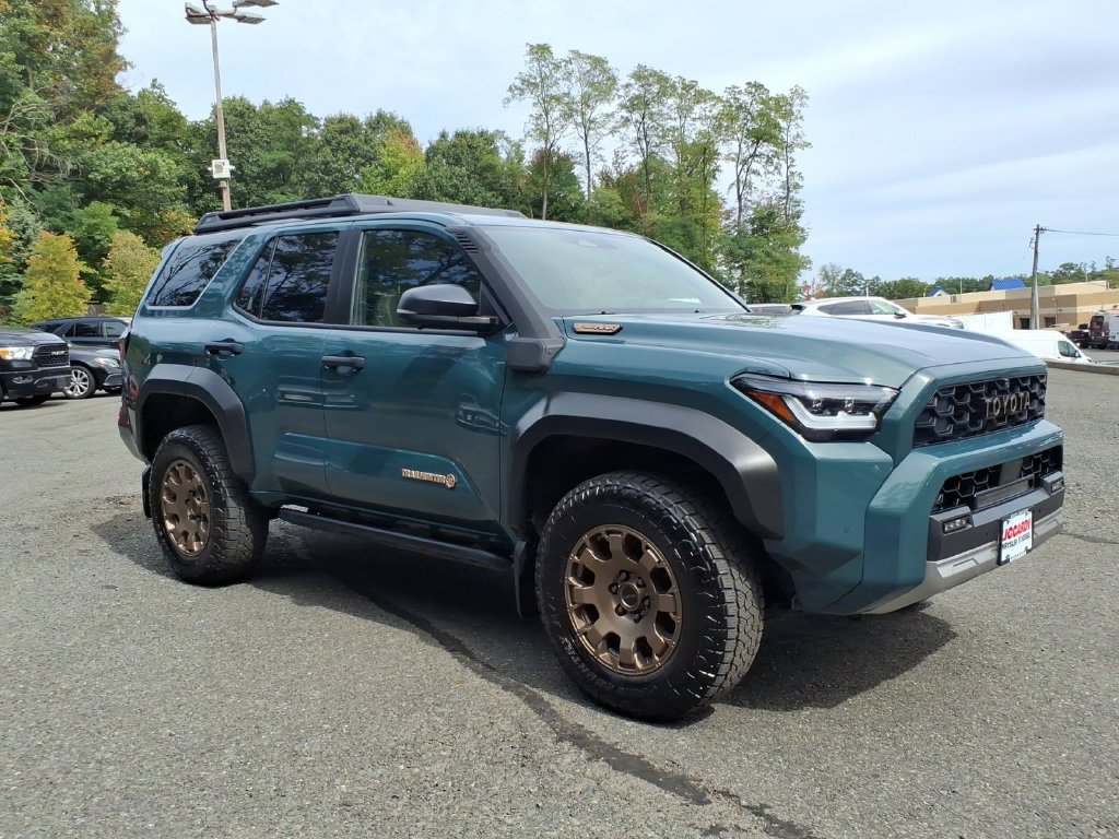 2025 Toyota 4Runner Trailhunter