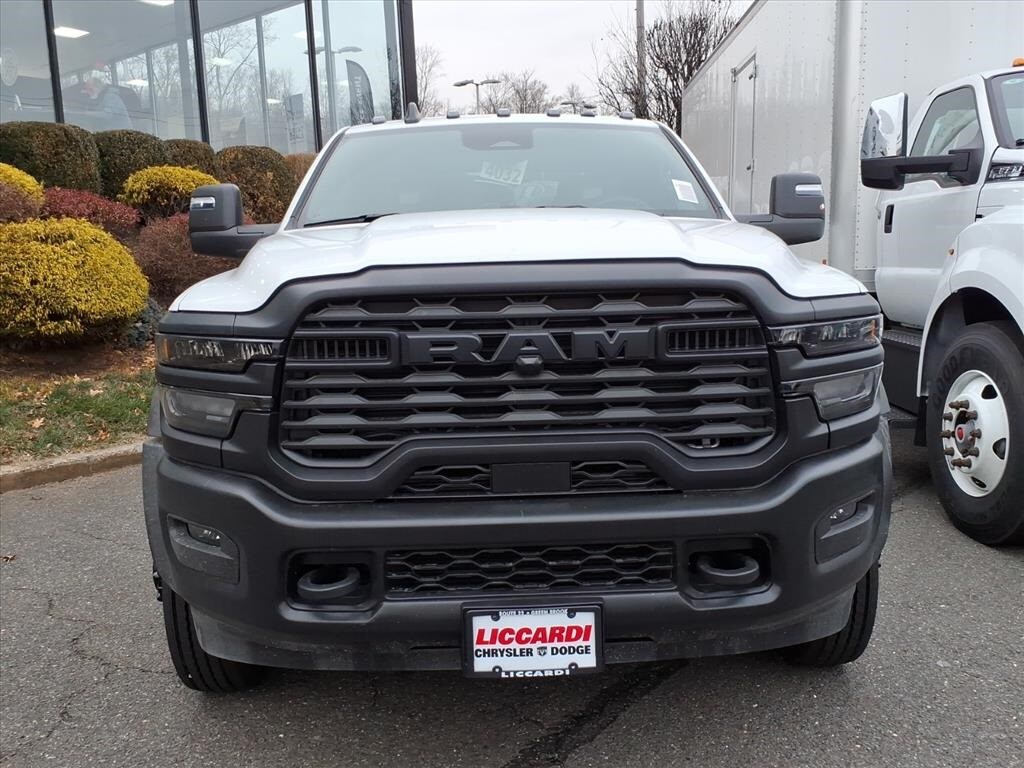 New 2026 Ram 4500 Chassis Cab 4500 TRADESMAN CHASSIS CREW CAB 4X4 60' CA Pickup