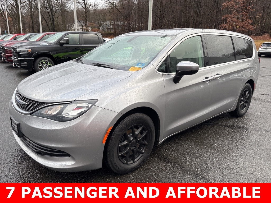 2017 Chrysler Pacifica Touring