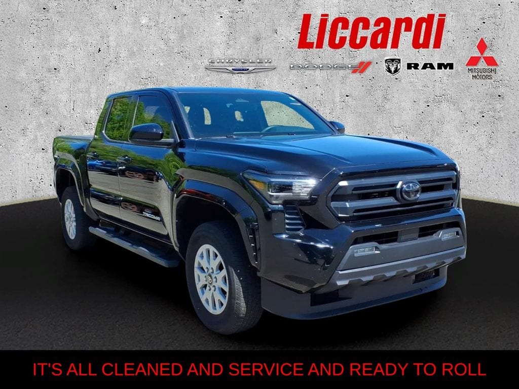 Used 2025 Toyota Tacoma SR5 Truck