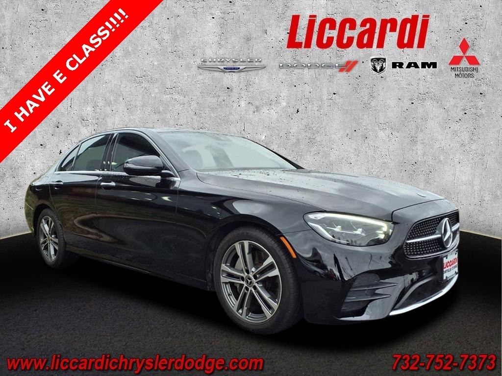 2022 Mercedes-Benz E-Class E350's photo