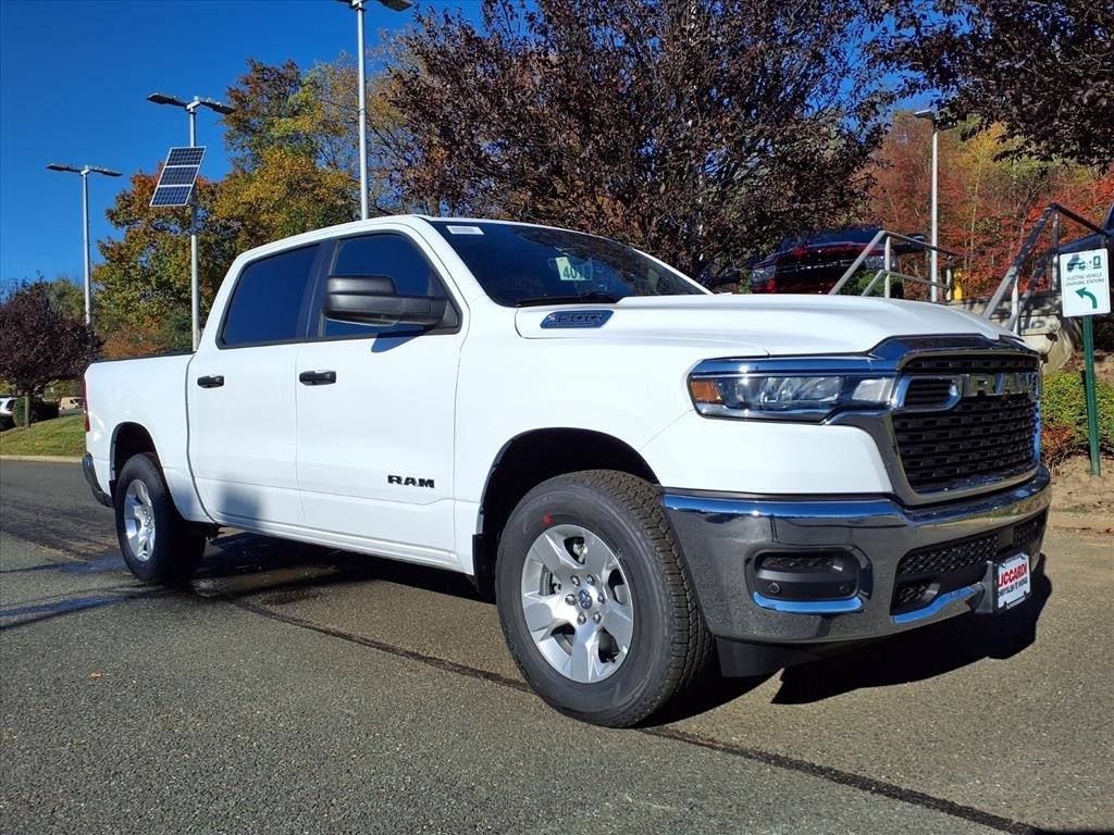 New 2026 Ram 1500 TRADESMAN CREW CAB 4X4 5'7 BOX Pickup