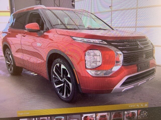 2023 Mitsubishi Outlander PHEV 40th Anniversary Edition photo 4