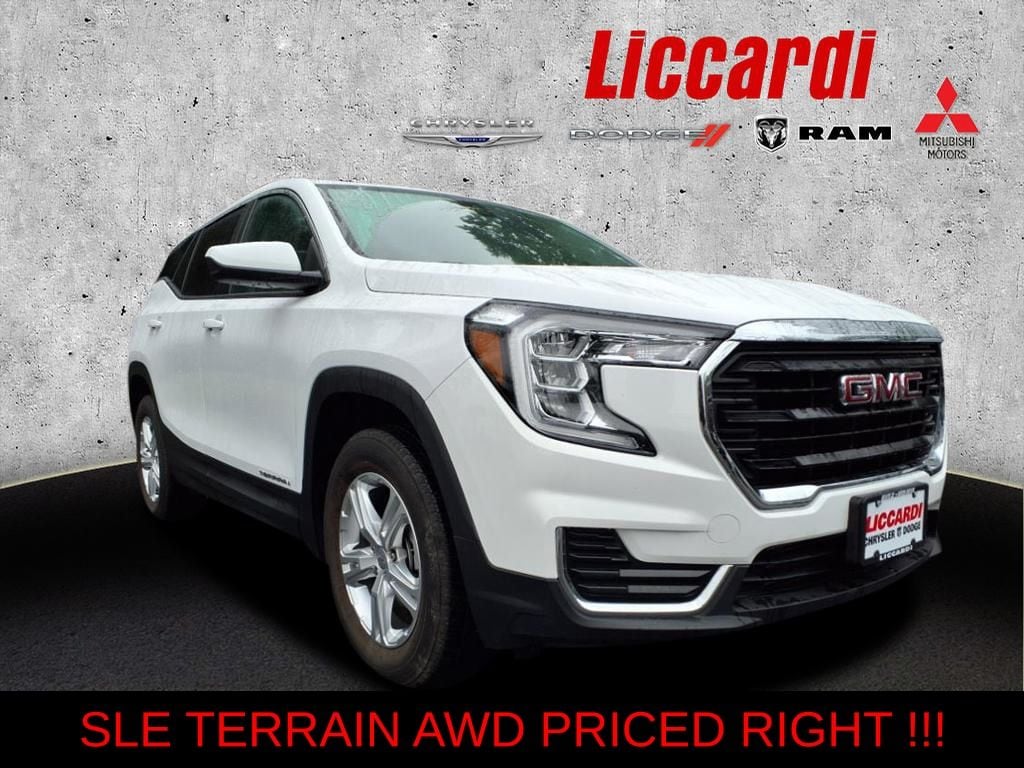 Used 2022 GMC Terrain SLE SUV