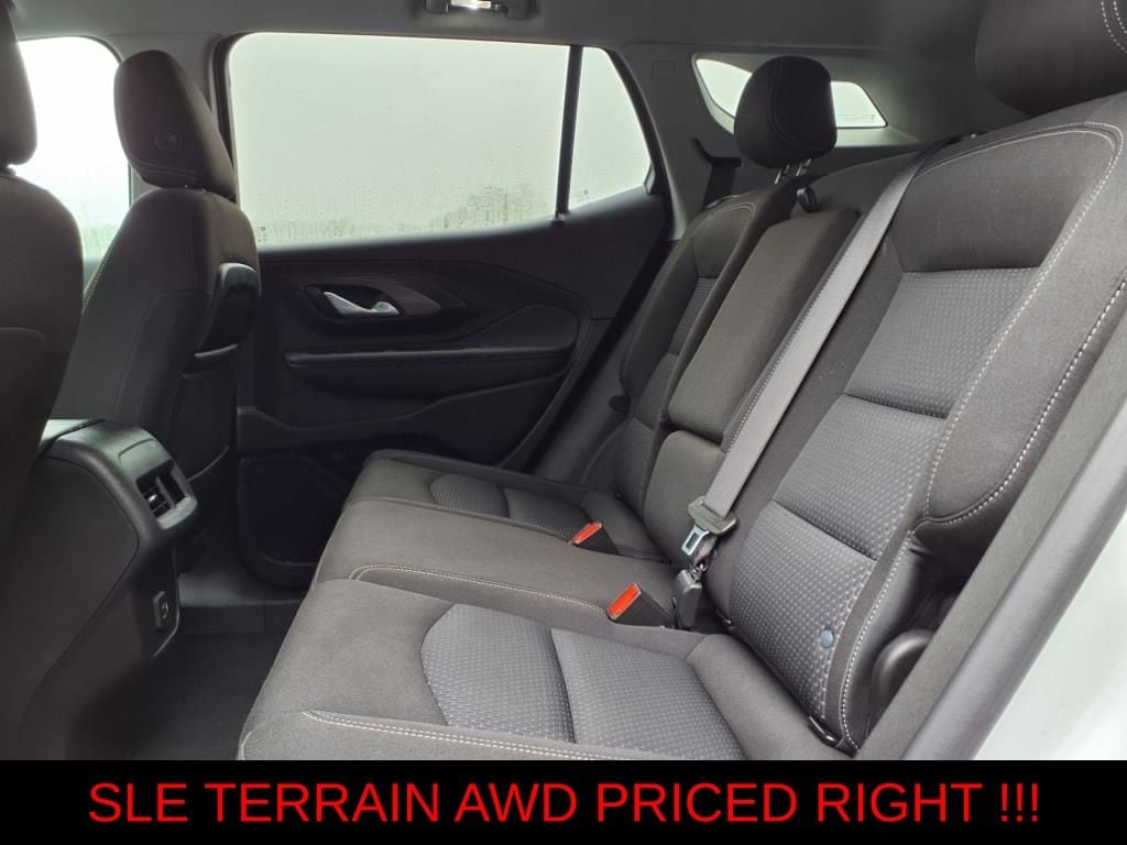 2022 GMC Terrain SLE - Photo 10