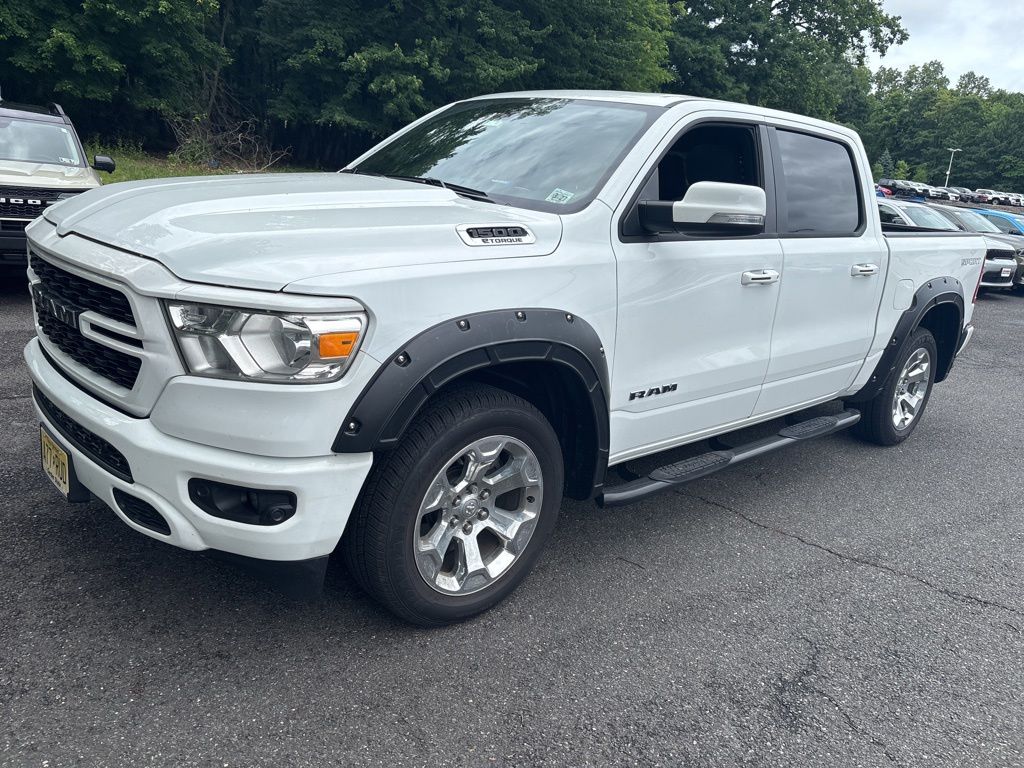 2022 RAM 1500 Big Horn/Lone Star 4x4 Crew Cab 5'7's photo