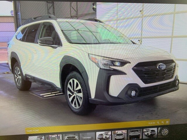 2024 Subaru Outback Premium photo 3