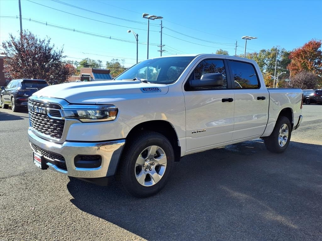 New 2026 Ram 1500 TRADESMAN CREW CAB 4X4 5'7 BOX Pickup