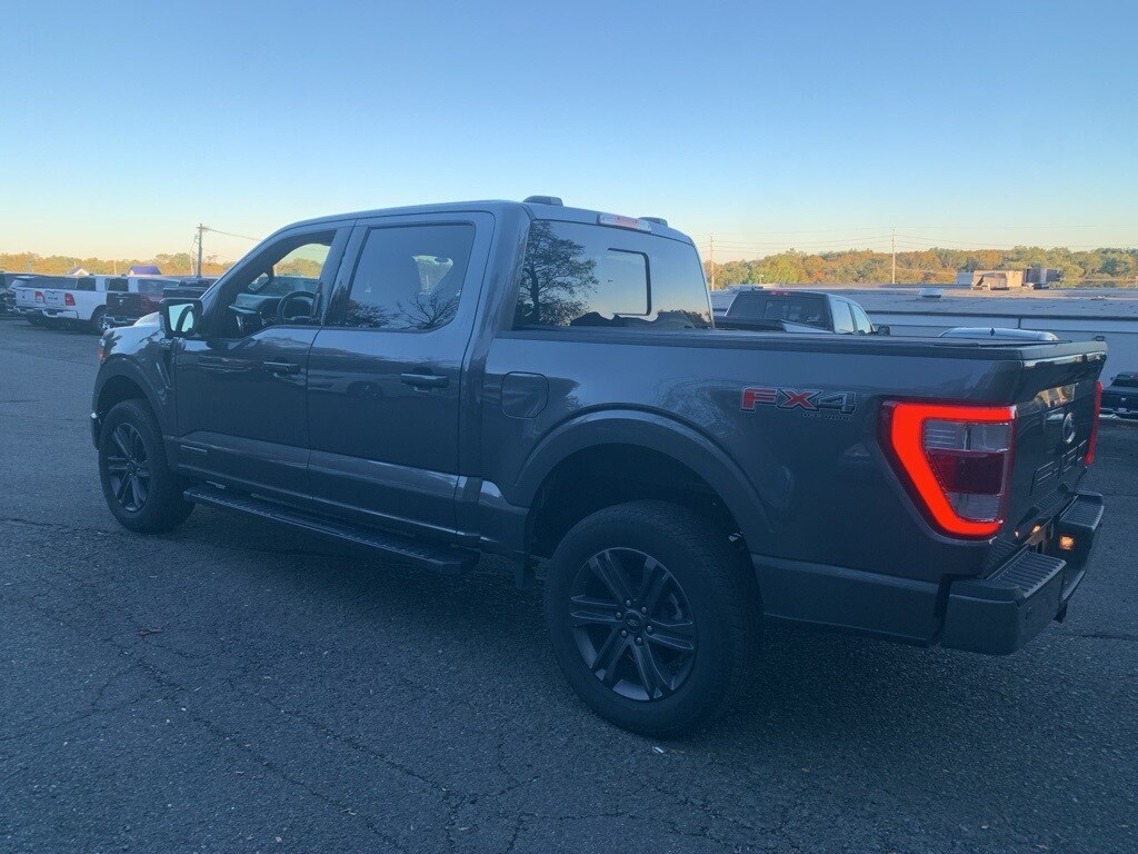 2023 Ford F-150 Lariat photo 3
