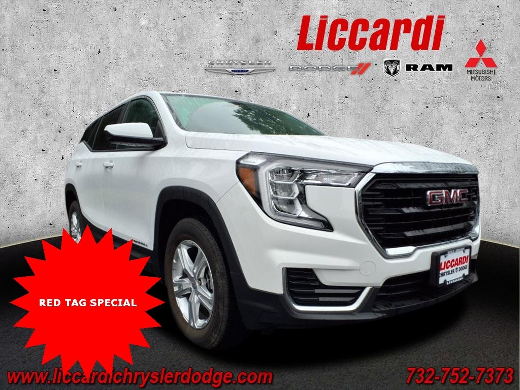 2022 GMC Terrain SLE's photo