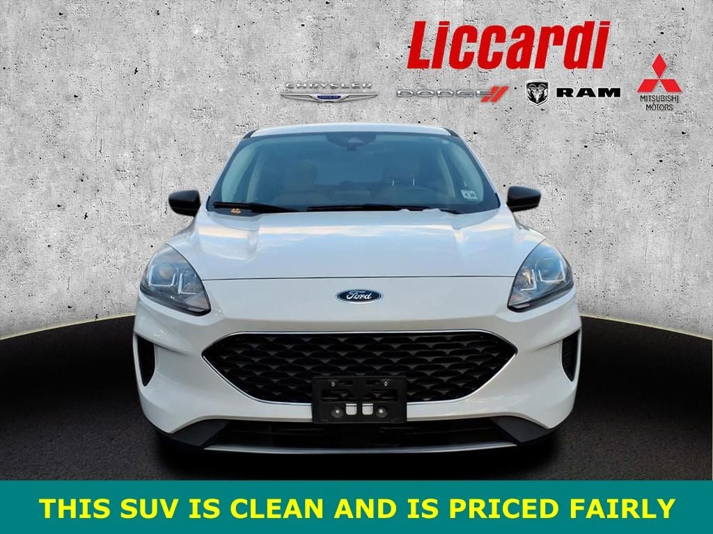 Used 2022 Ford Escape SE with VIN 1FMCU9G65NUB14989 for sale in Green Brook Township, NJ