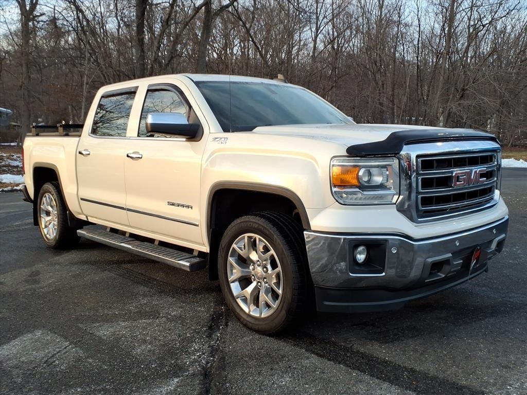 2015 GMC Sierra 1500 SLT's photo