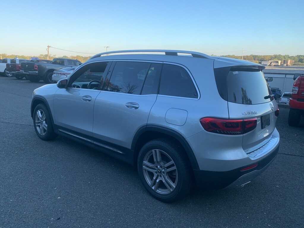 2020 Mercedes Benz GLB 250 photo 3