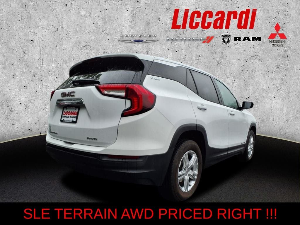 Used 2022 GMC Terrain SLE SUV