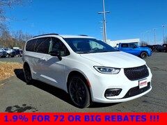 2026 Chrysler Pacifica SELECT AWD Passenger Van For Sale in Green Brook