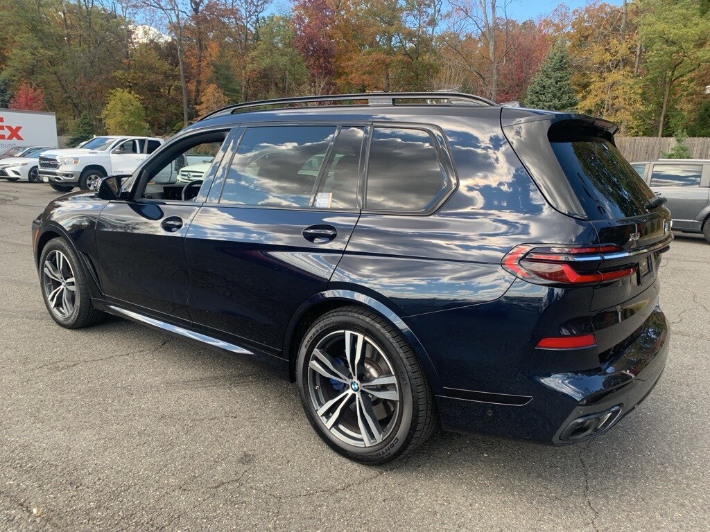 2023 Bmw X7 M60i photo 3