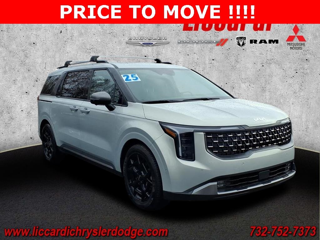 2025 Kia Carnival SX Prestige's photo