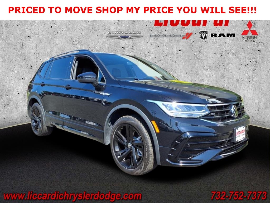 2024 Volkswagen Tiguan SE R-LINE BLACK