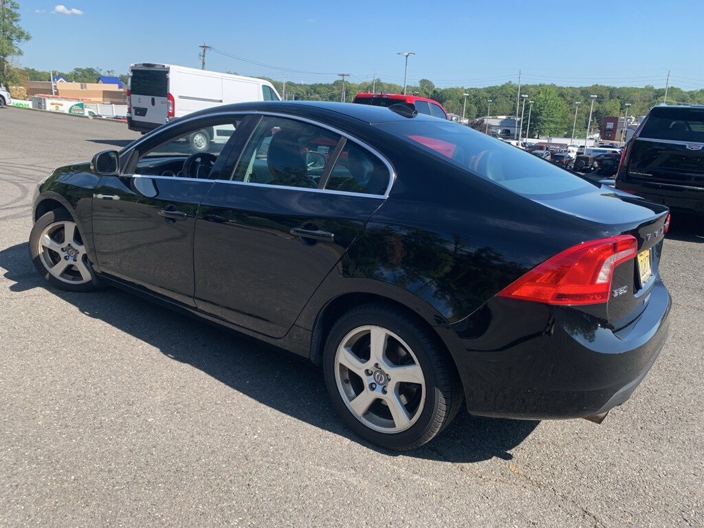 2012 Volvo S60 T5 photo 2