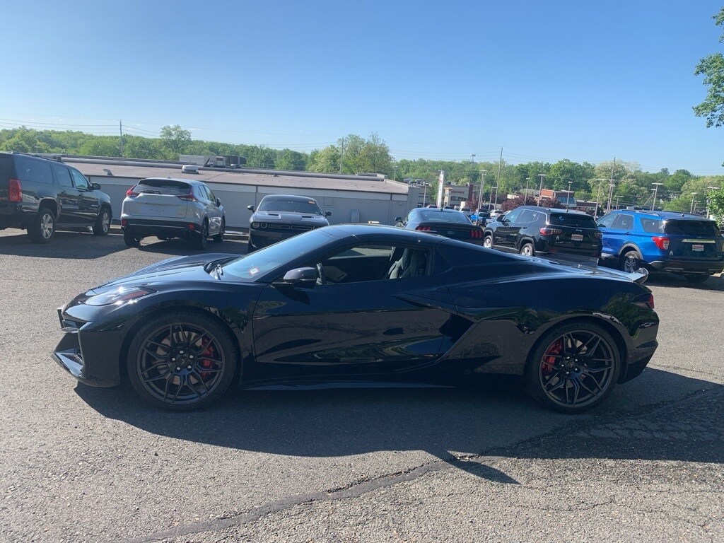 2024 Chevrolet Corvette Z06 3LZ photo 3