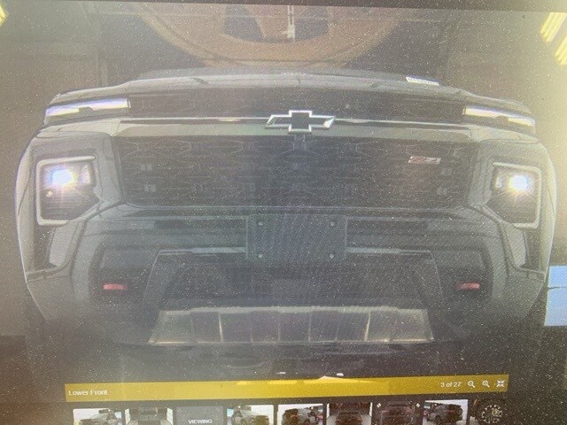 2024 Chevrolet Traverse Z71 photo 3