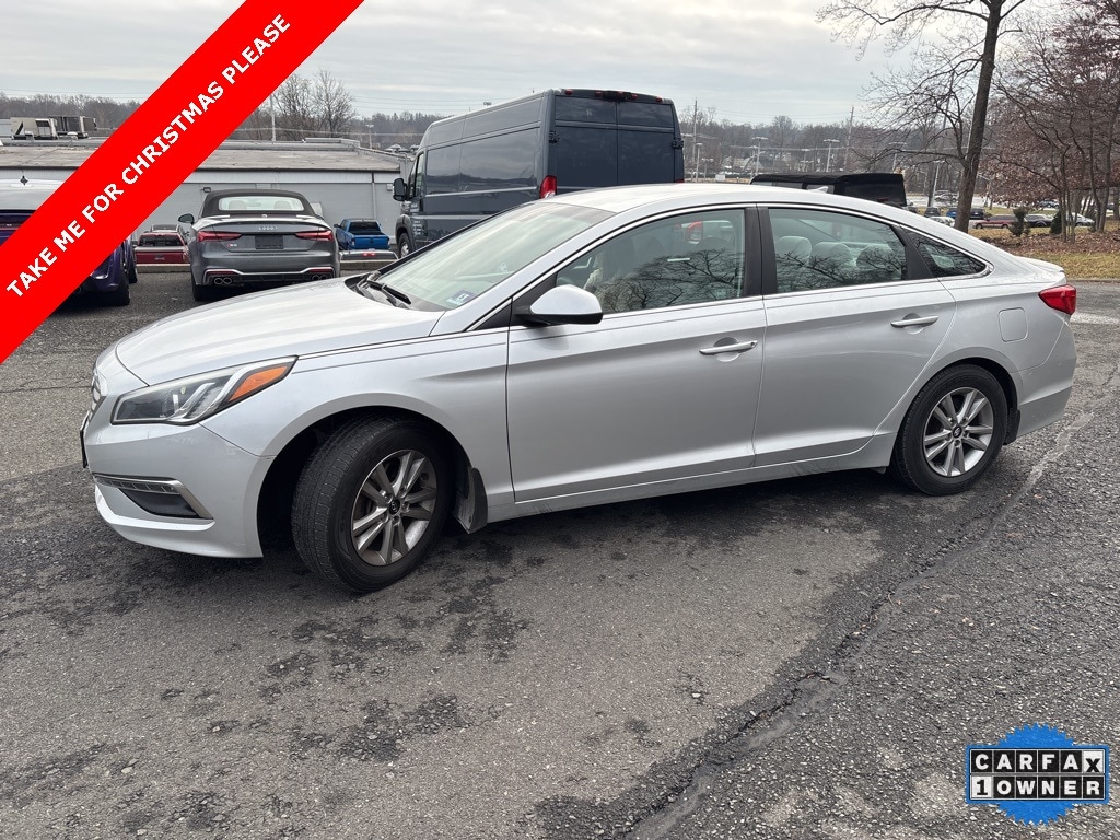 2015 Hyundai Sonata SE's photo