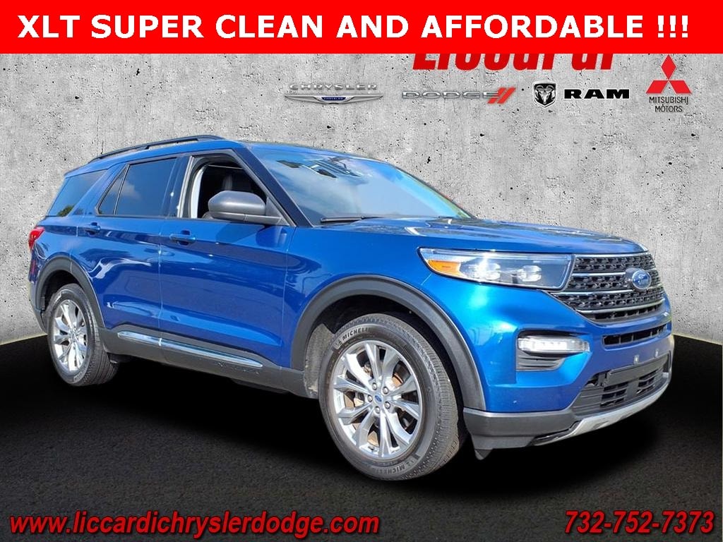 2022 Ford Explorer XLT's photo