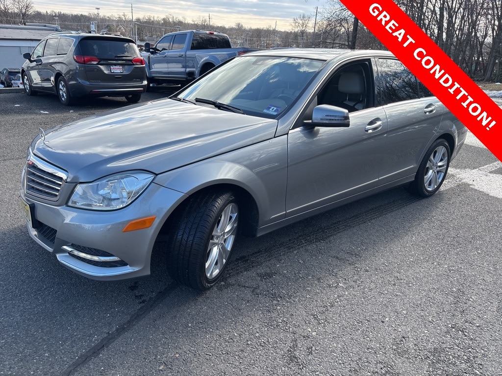 Used 2014 Mercedes-Benz C-Class C300 Luxury with VIN WDDGF8AB2EA929755 for sale in Green Brook Township, NJ