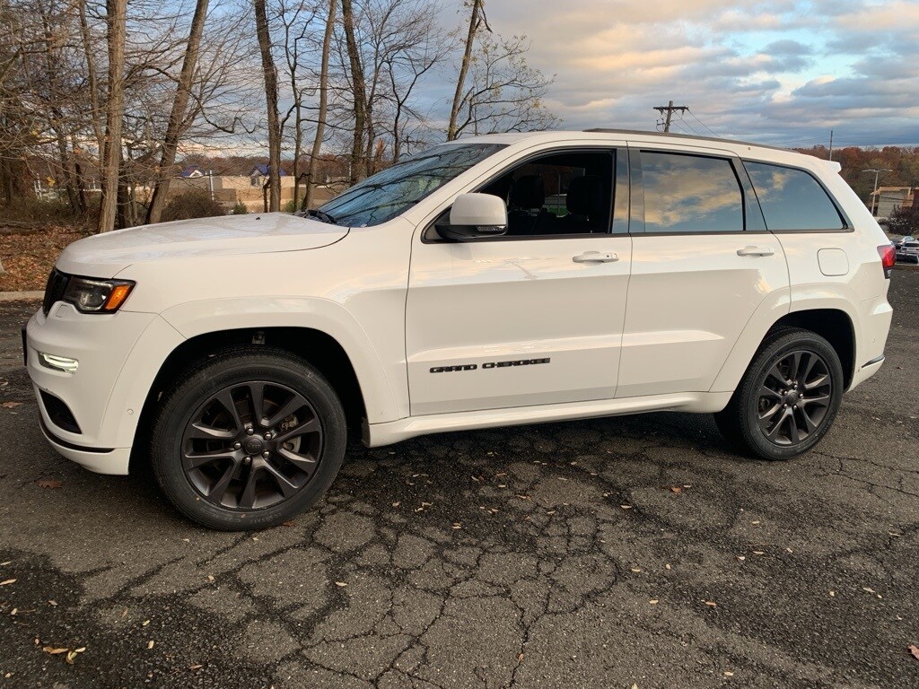 2019 Jeep Grand Cherokee High Altitude photo 2