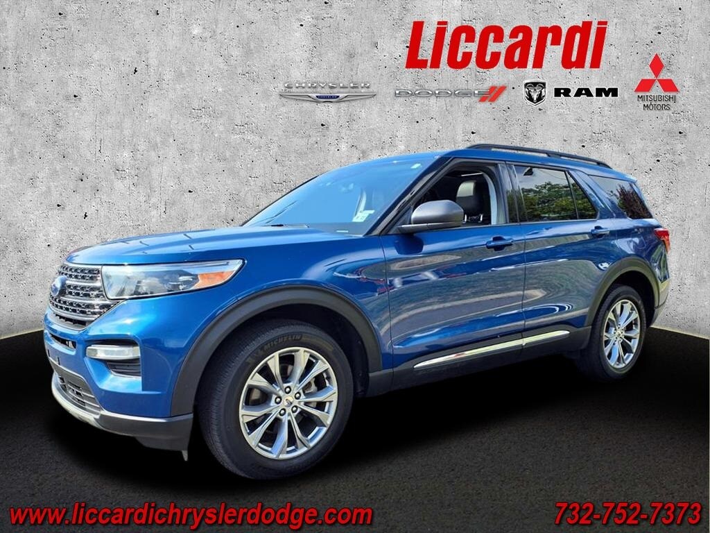 2022 Ford Explorer XLT photo 4