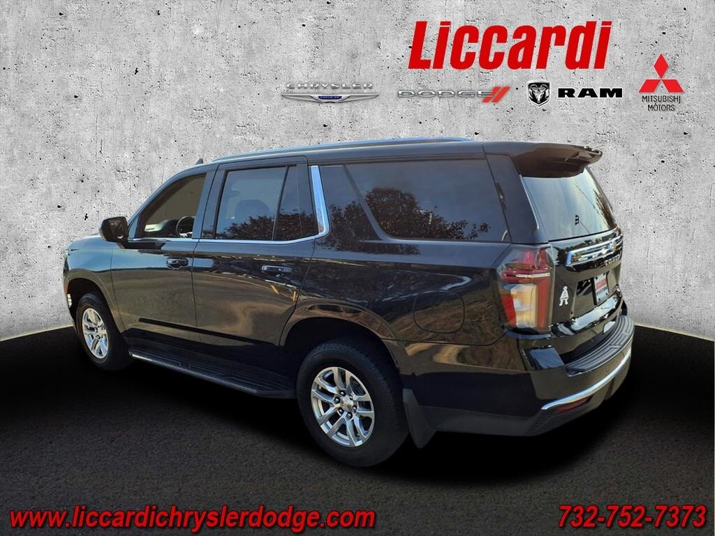2022 Chevrolet Tahoe LT photo 2