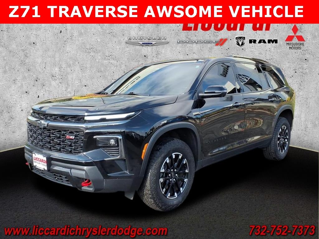 Used 2024 Chevrolet Traverse Z71 SUV
