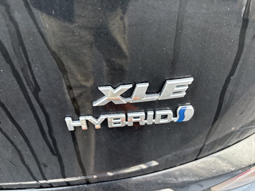 Used 2018 Toyota RAV4 Hybrid XLE SUV