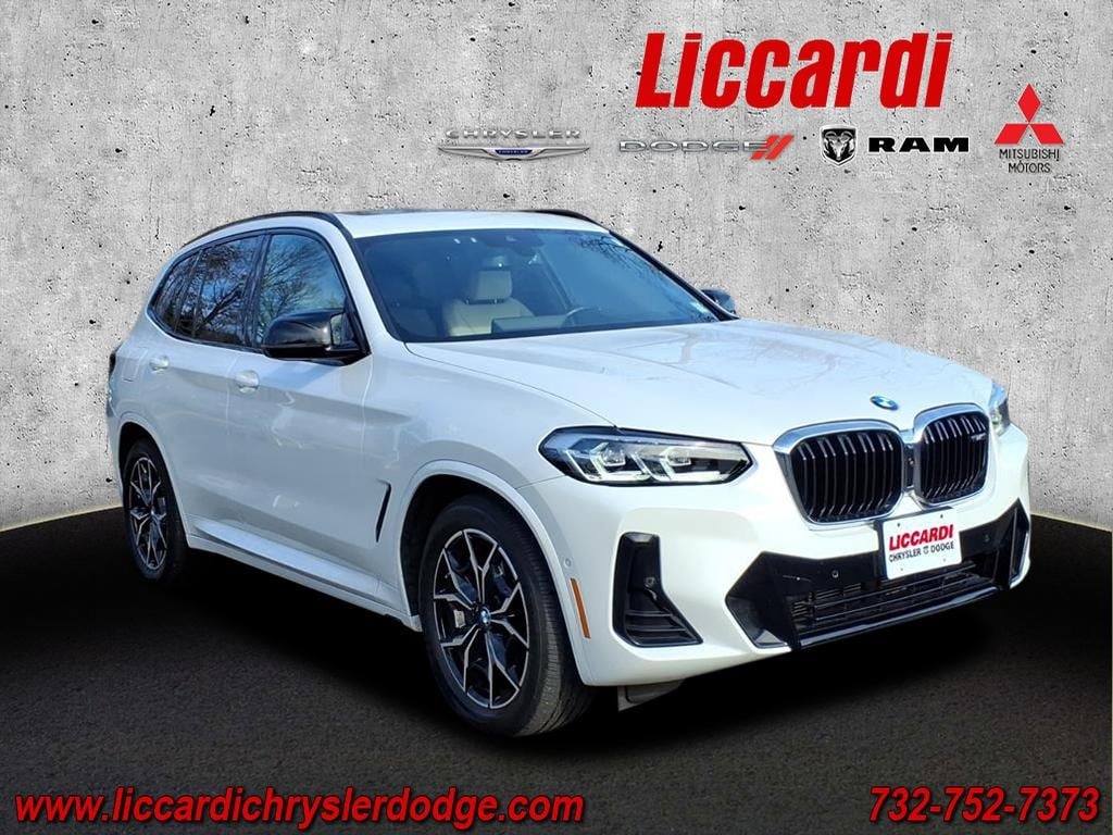 2023 BMW X3 40i's photo