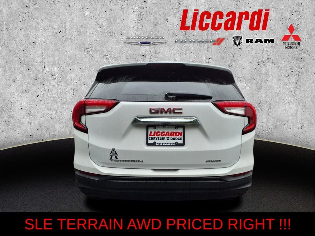Used 2022 GMC Terrain SLE SUV