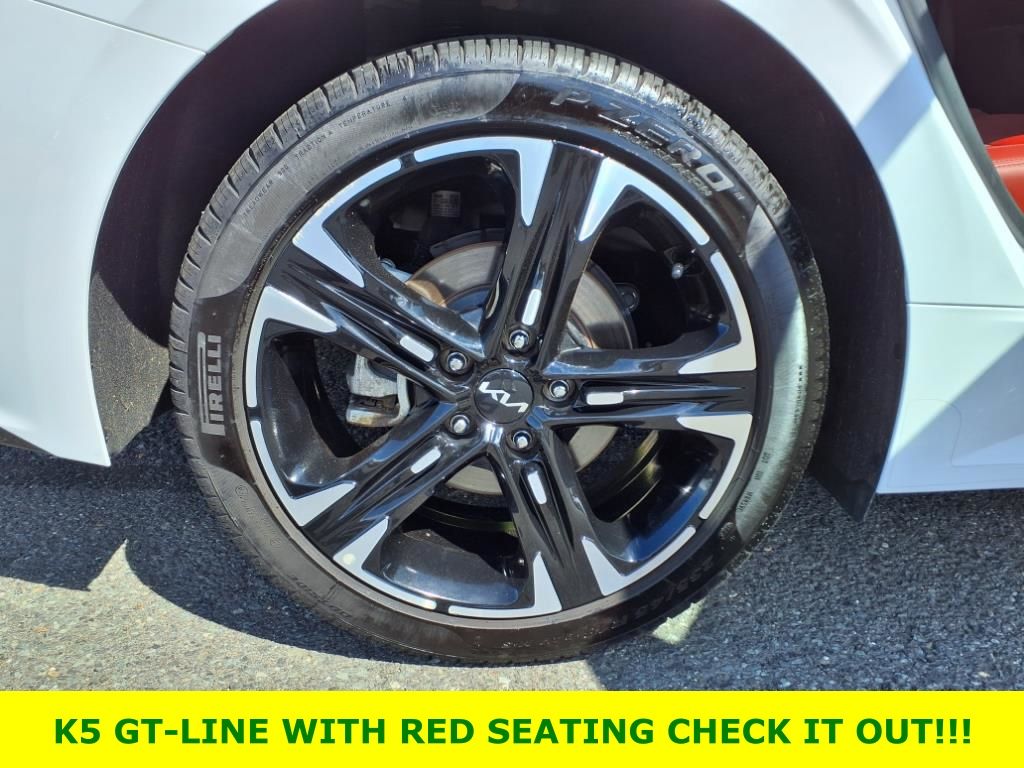 2024 Kia K5 GT-Line - Photo 6