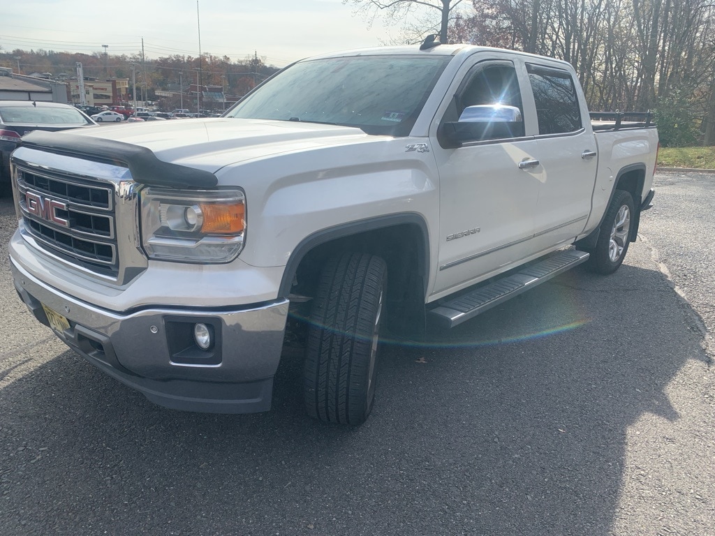 2015 GMC Sierra 1500 SLT's photo