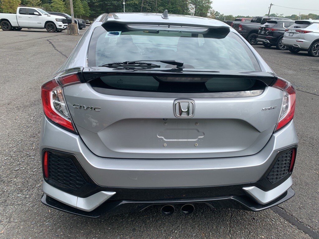2018 Honda Civic Sport photo 4
