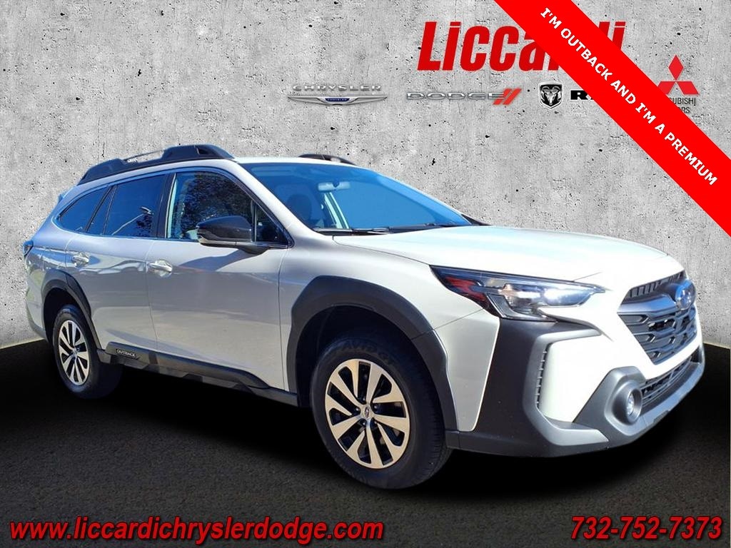 Used 2024 Subaru Outback Premium SUV