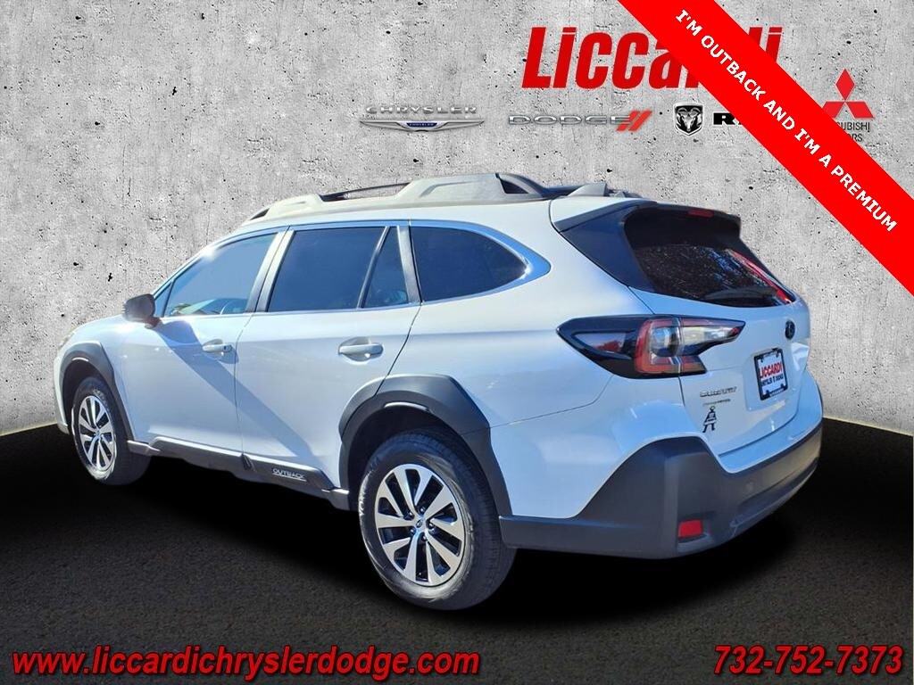 Used 2024 Subaru Outback Premium SUV