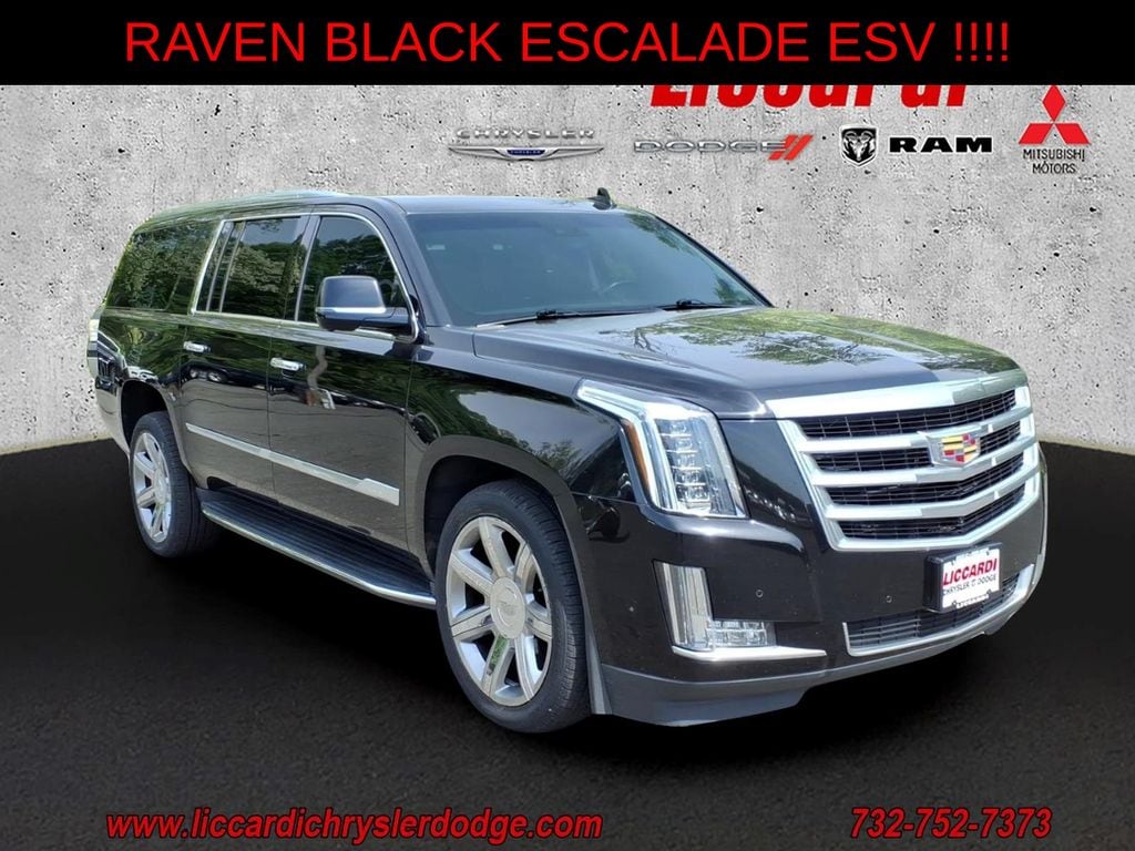 2019 Cadillac Escalade ESV AWD Luxury's photo