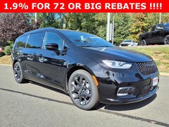 2026 Chrysler Pacifica LIMITED Passenger Van For Sale in Green Brook