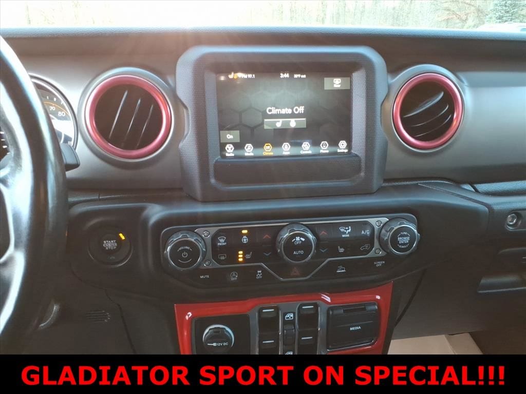 2021 Jeep Gladiator Sport S - Photo 19