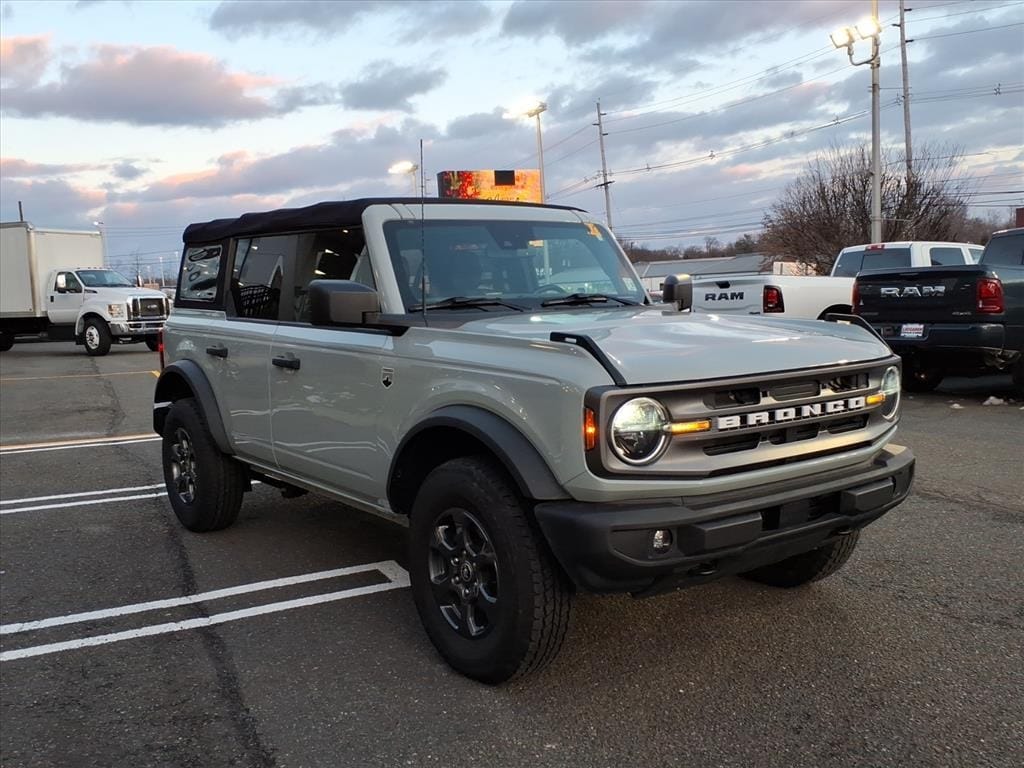 2023 Ford Bronco 4-Door Big Bend's photo