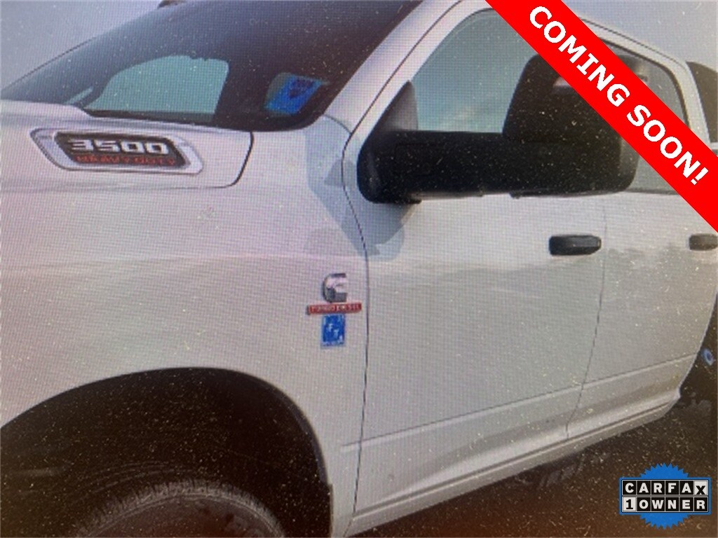 2024 Ram 3500 Tradesman photo 2