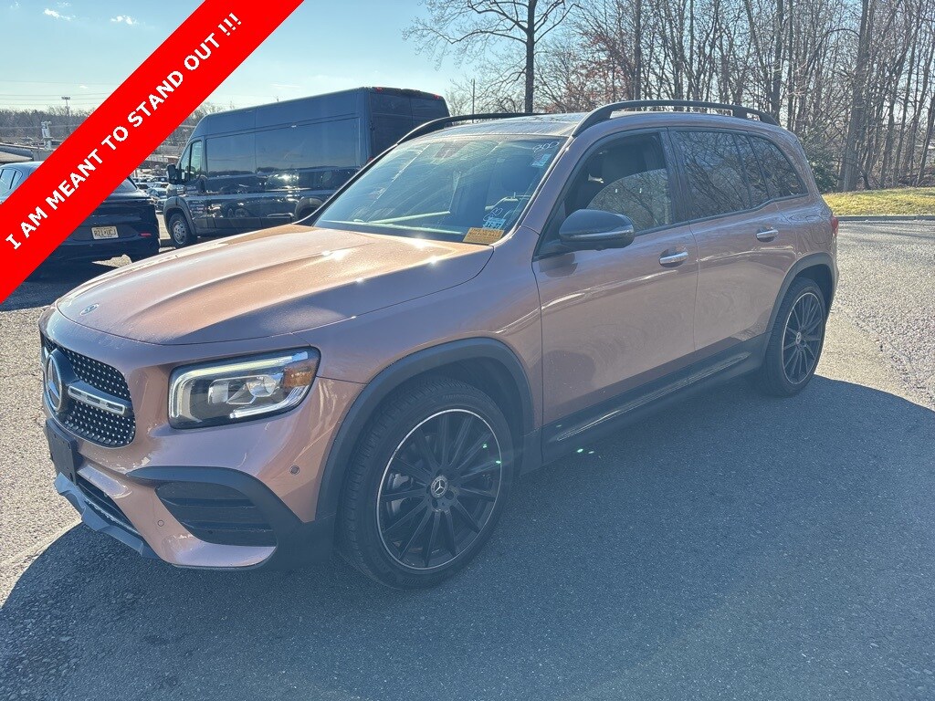 2022 Mercedes-Benz GLB's photo