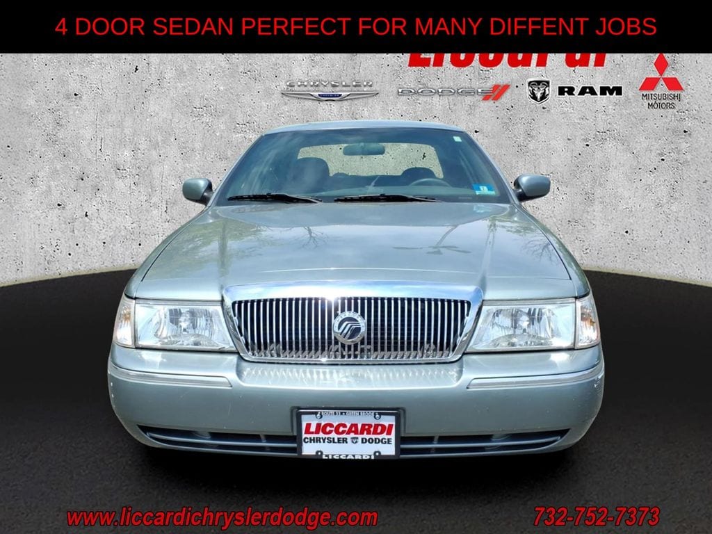 Used 2005 Mercury Grand Marquis GS with VIN 2MEFM74WX5X612462 for sale in Green Brook Township, NJ