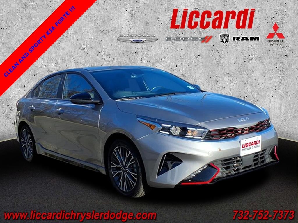 2023 Kia Forte GT-Line's photo